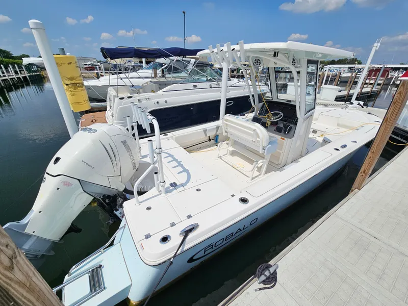 Slide: The Image of Robalo 266 Cayman 2023 - 3