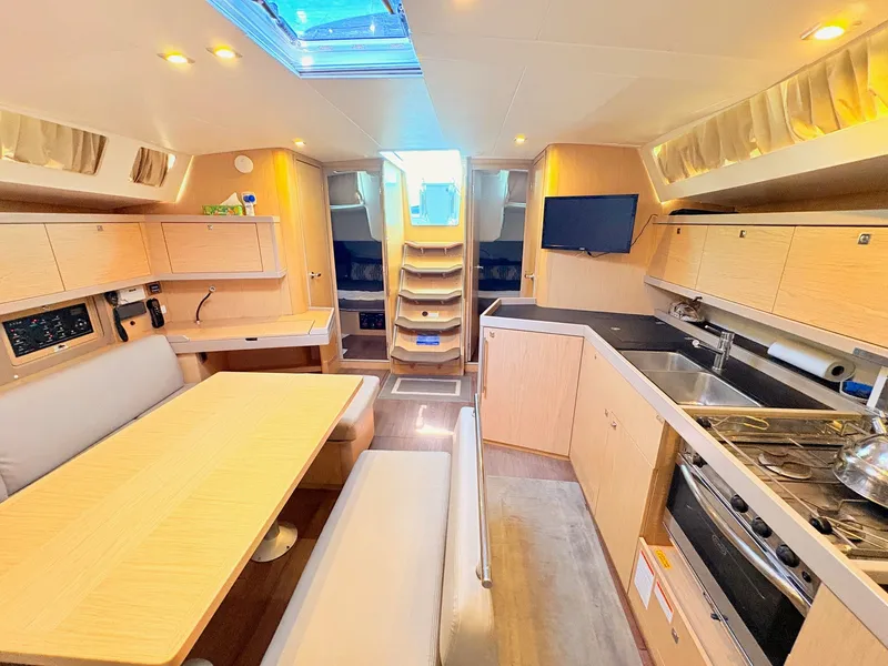 Slide: The Image of Beneteau Oceanis 45 2017 - 34