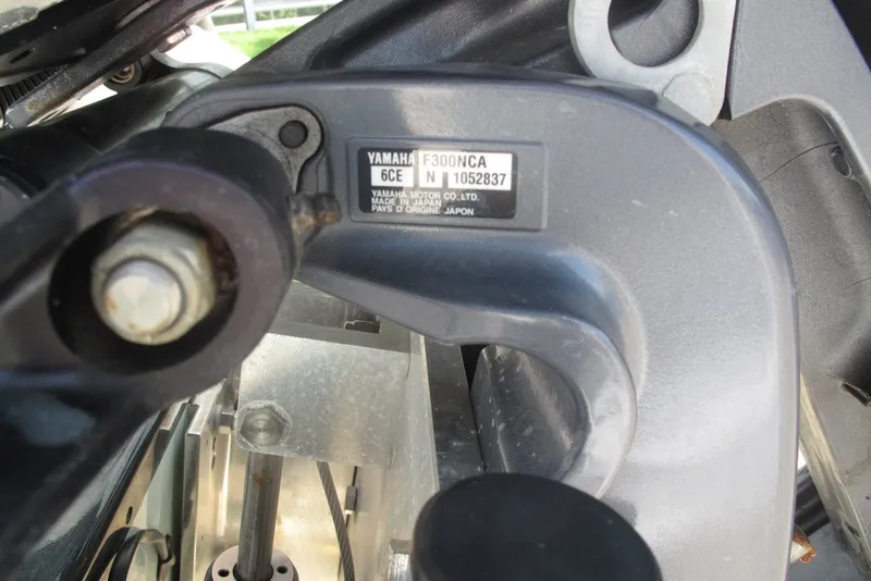 Slide: The Image of Close-up of Yamaha F300NCA engine part on 2018 Pathfinder 2500 Hybrid. - 21