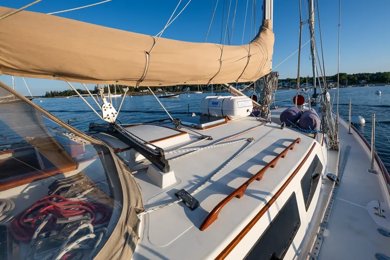 Slide: The Image of Sailboat deck view on water, Able 42 model, 1990, sunny day, calm sea. - 15