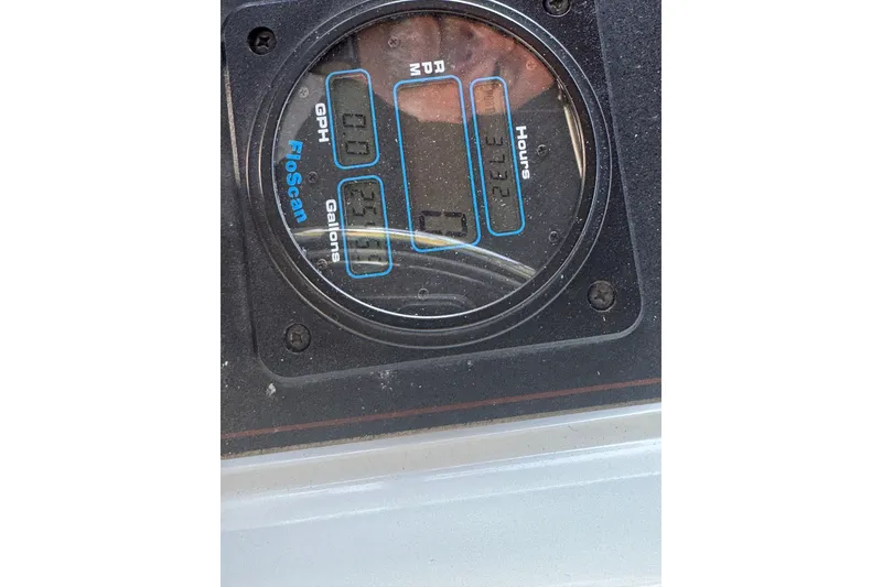Slide: The Image of Close-up of FloScan gauge on 1990 Carver 3807 Aft Cabin Motor Yacht. - 42