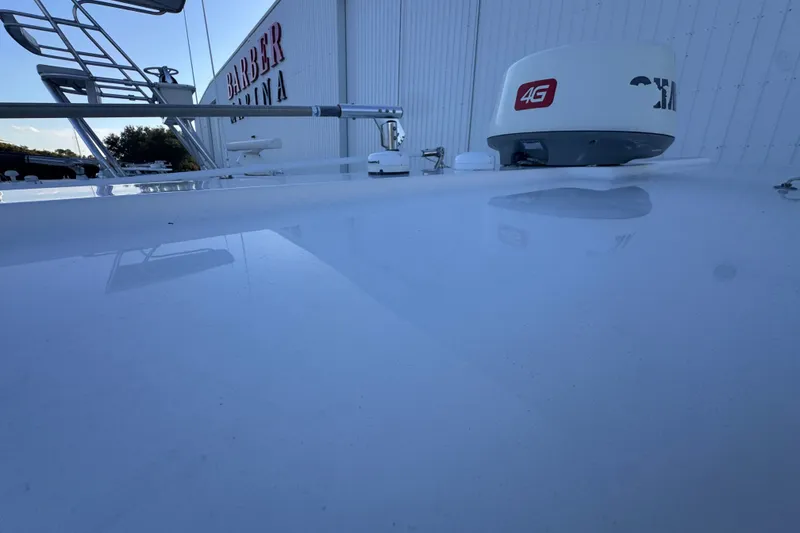 Slide: The Image of 2016 Regulator 34 boat with radar equipment at Barber Marina. - 14