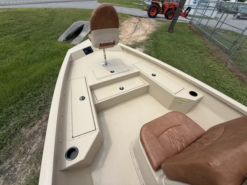 Slide: The Image of G3 Bay GX21- 175HP SHO 2027 - 4