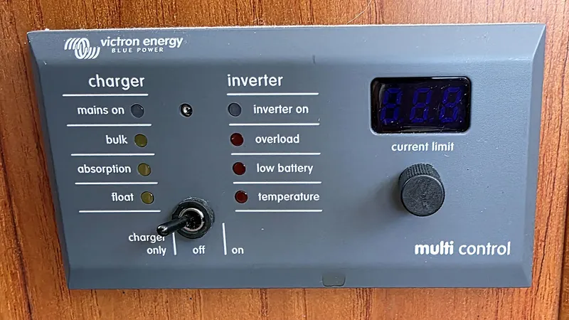 Slide: The Image of Invert Charger Display - 42