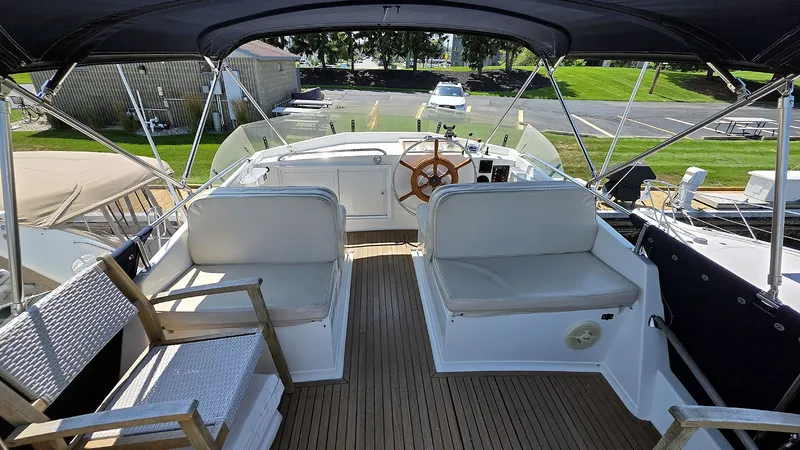 Slide: The Image of Flybridge Forward - 22