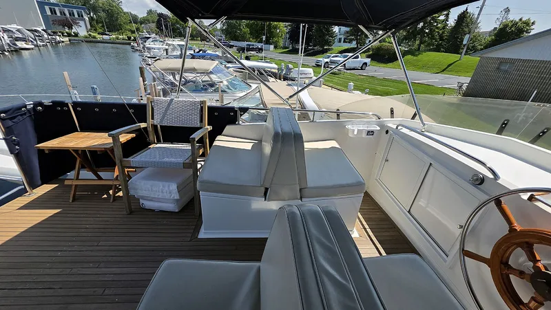Slide: The Image of Flybridge Port - 24