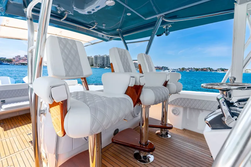 Slide: The Image of Luxurious seating on a 2015 Intrepid 475 Panacea boat with ocean view. - 18