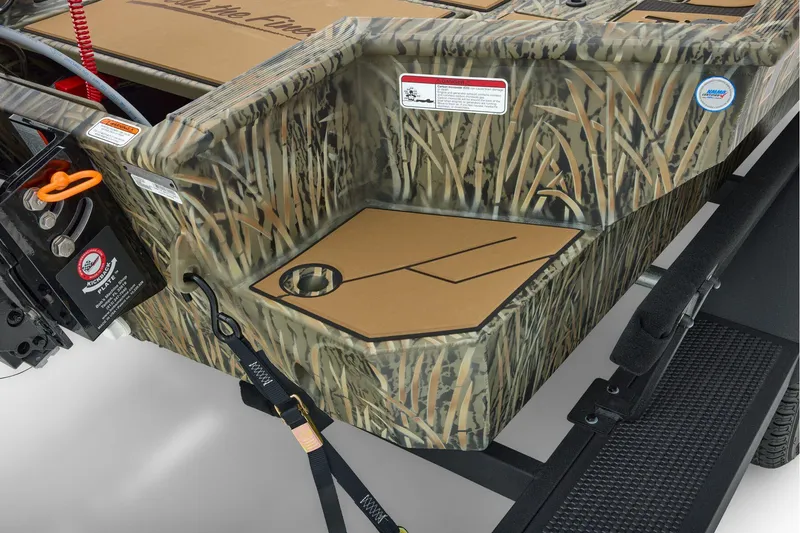 Slide: The Image of Tracker Grizzly 1756 T Marsh 2027 - 38