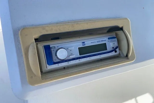 Slide: The Image of Built-in stereo system on a 2000 Carver 406 Aft Cabin Motor Yacht. - 15
