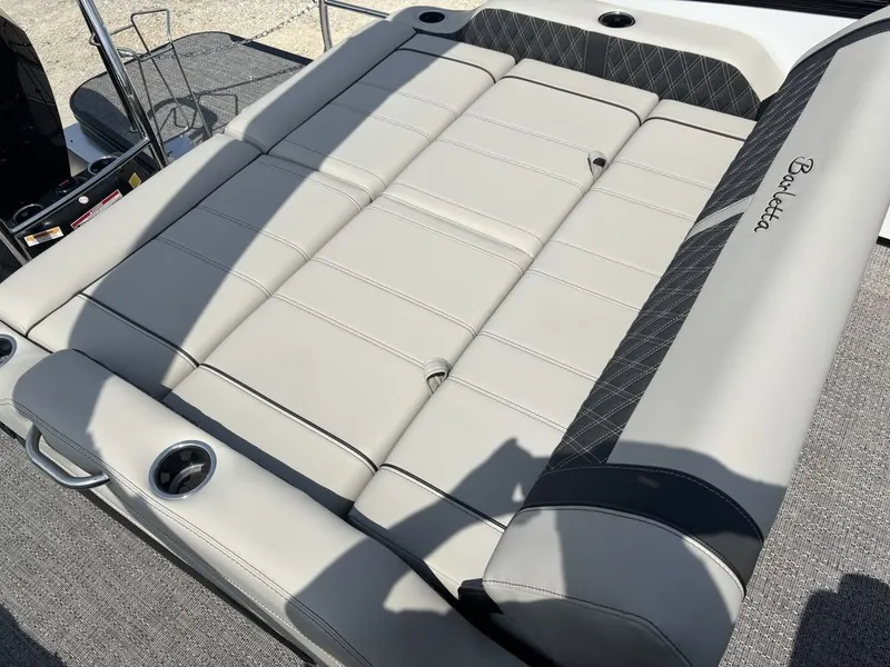 Slide: The Image of Barletta Lusso L25UC 2026 - 14