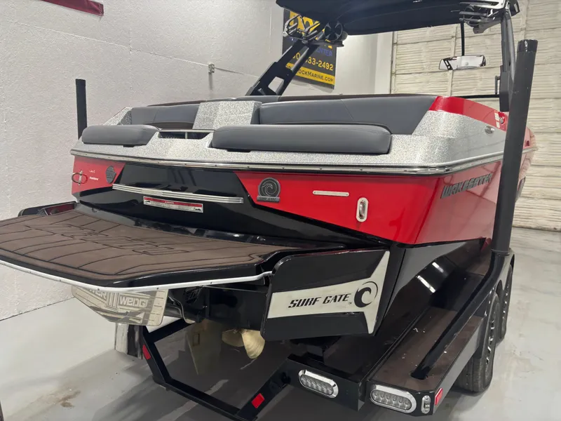 Slide: The Image of Malibu Wakesetter 22 LSV 2020 - 32