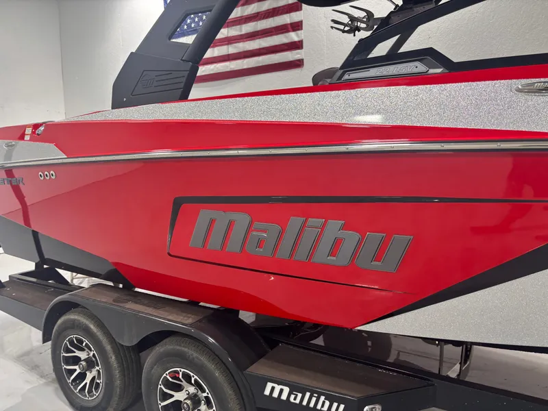 Slide: The Image of Malibu Wakesetter 22 LSV 2020 - 30