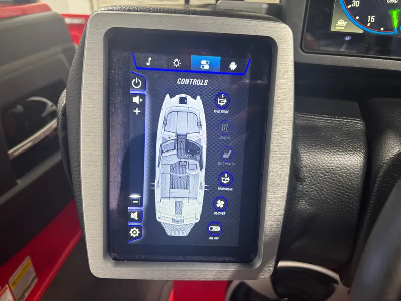 Slide: The Image of Malibu Wakesetter 22 LSV 2020 - 24