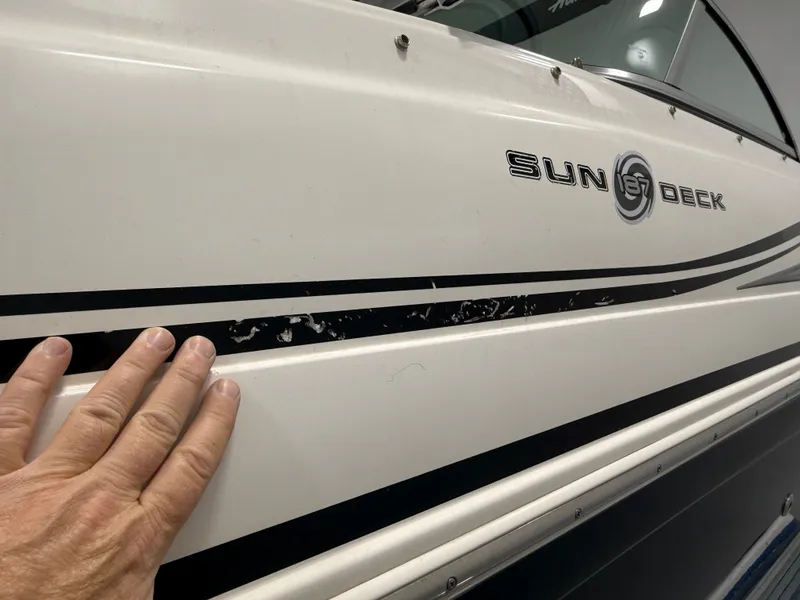 Slide: The Image of Hurricane 187 SUNDECK 2015 - 32