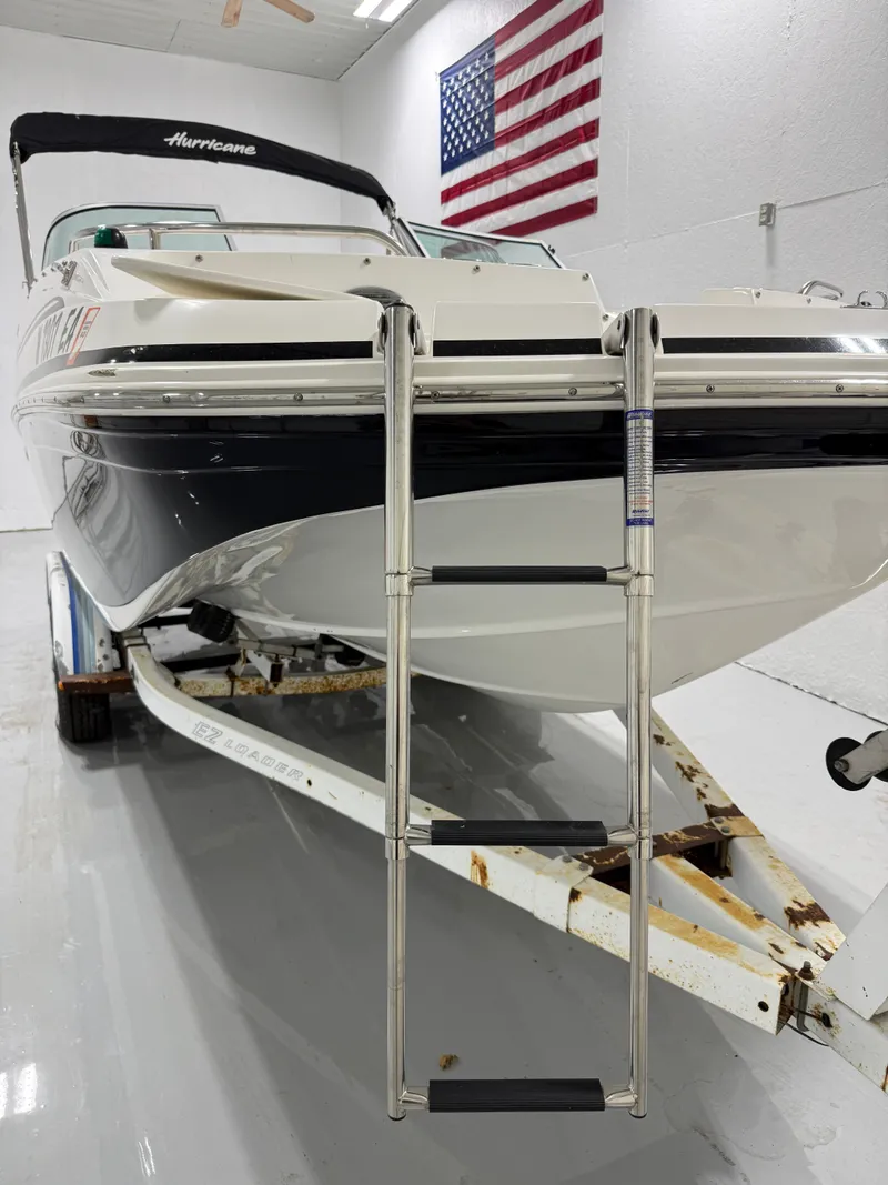 Slide: The Image of Hurricane 187 SUNDECK 2015 - 28