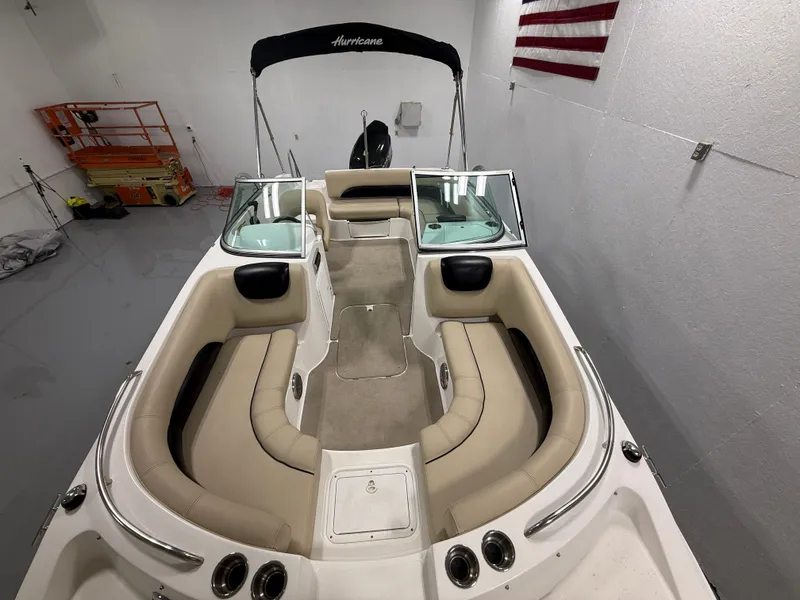 Slide: The Image of Hurricane 187 SUNDECK 2015 - 24