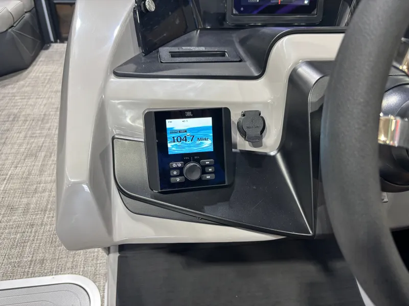 Slide: The Image of Barletta Cabrio C22UC 2027 - 16