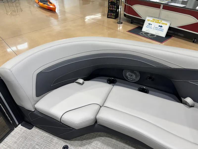Slide: The Image of Barletta Cabrio C22UC 2027 - 7
