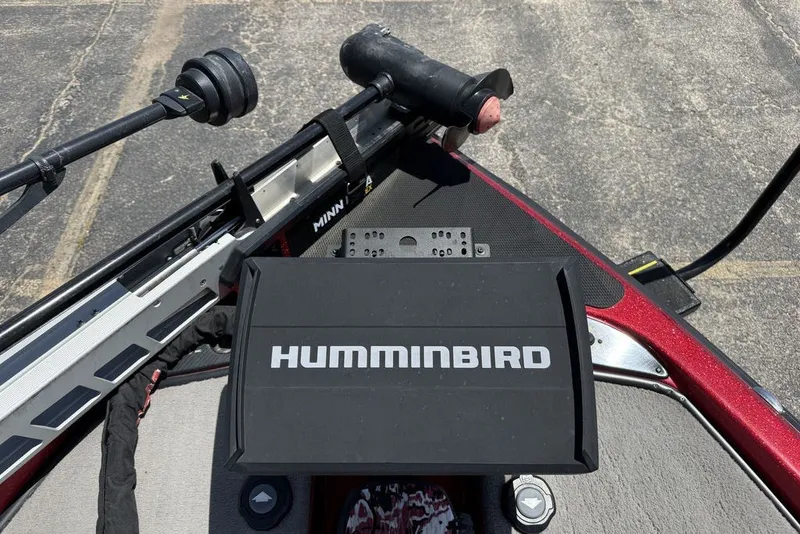 Slide: The Image of 2022 Phoenix 921 Elite boat with Humminbird fish finder and Minn Kota trolling motor. - 16