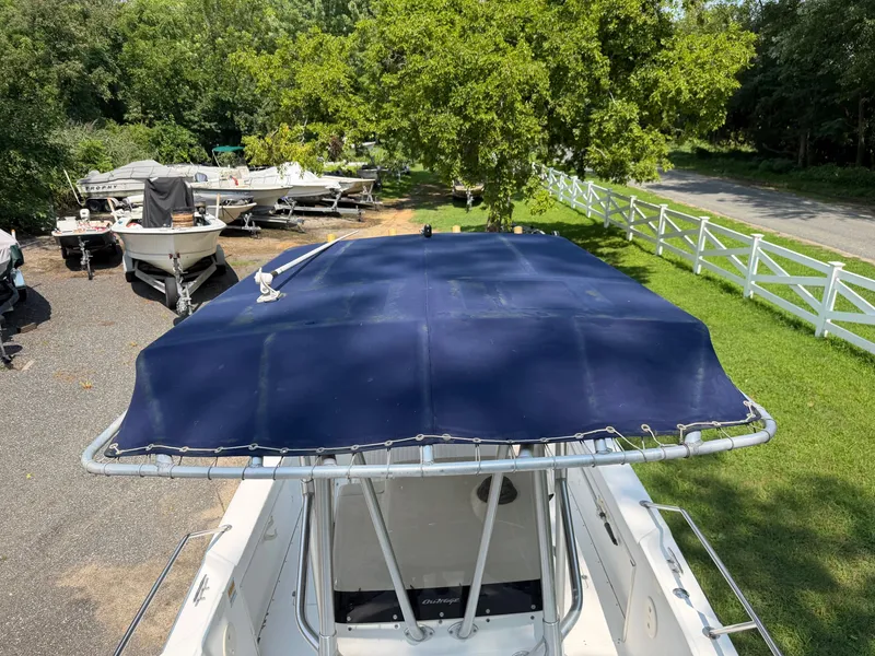 Slide: The Image of Boston Whaler 210 Outrage 1999 - 22