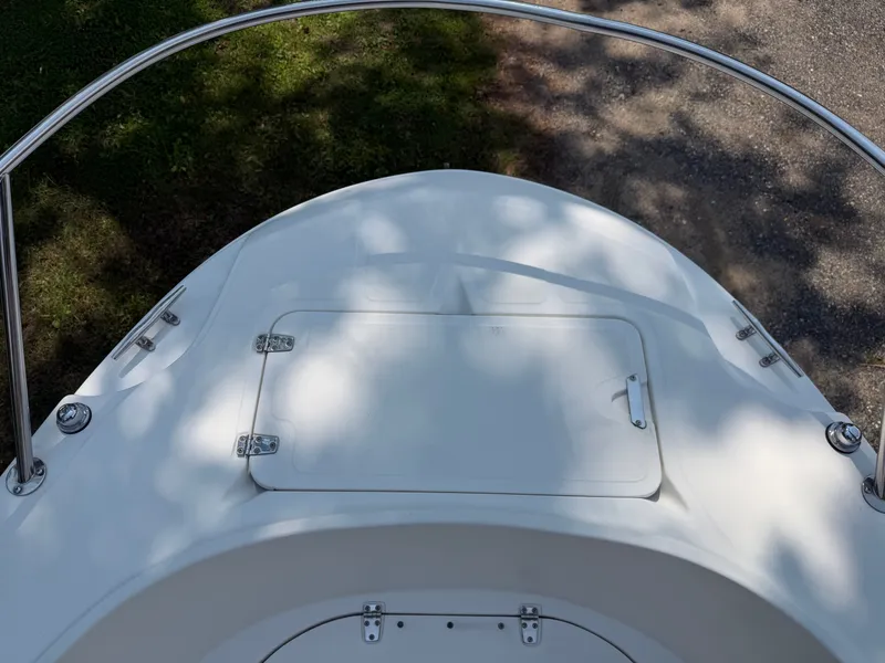 Slide: The Image of Boston Whaler 210 Outrage 1999 - 23