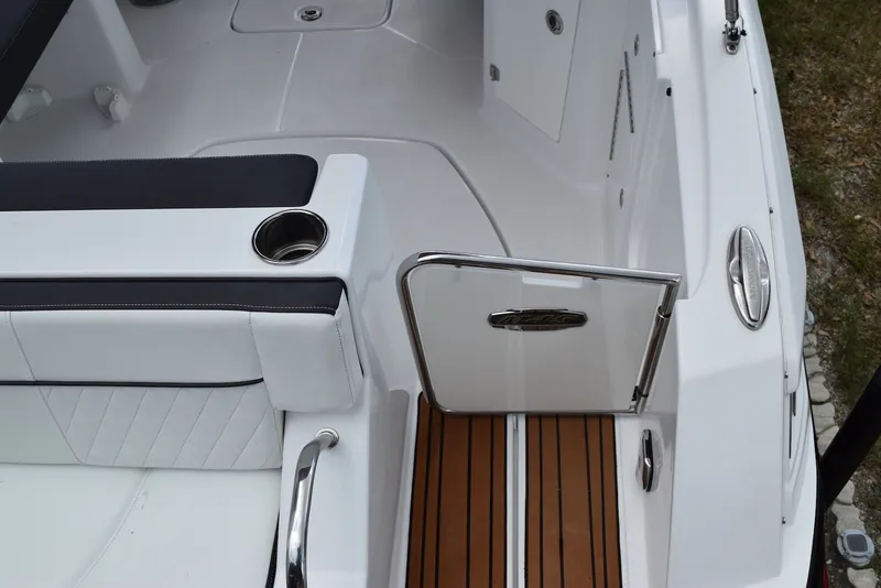 Slide: The Image of Interior of 2018 Monterey M-45 boat with seating and teak flooring. - 22