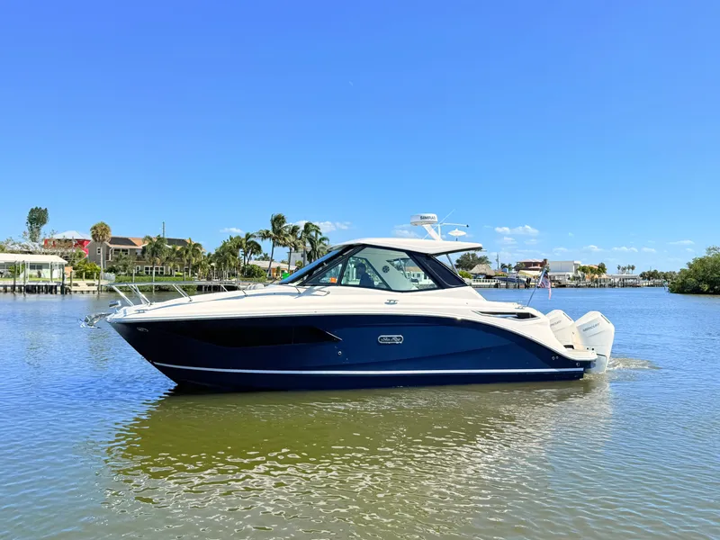 Slide: The Image of Sea Ray Sundancer 320 Outboard 2026 - 0