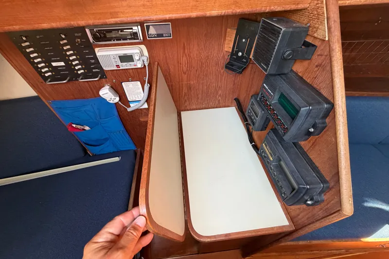 Slide: The Image of Interior of 1984 C&C 33 MK II sailboat with navigation equipment and control panel. - 41