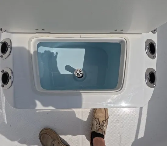 Slide: The Image of Robalo R160 Center Console 2027 - 17