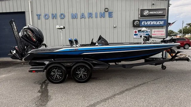 The Image of Skeeter FXE20 Limited 2027 - 1