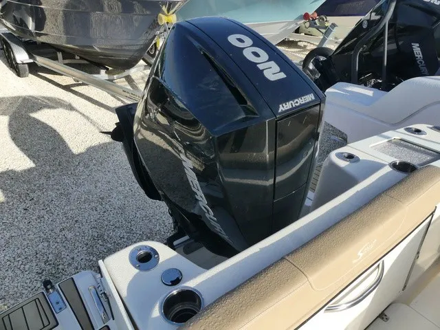 Slide: The Image of Scout 215 Dorado 2023 - 5