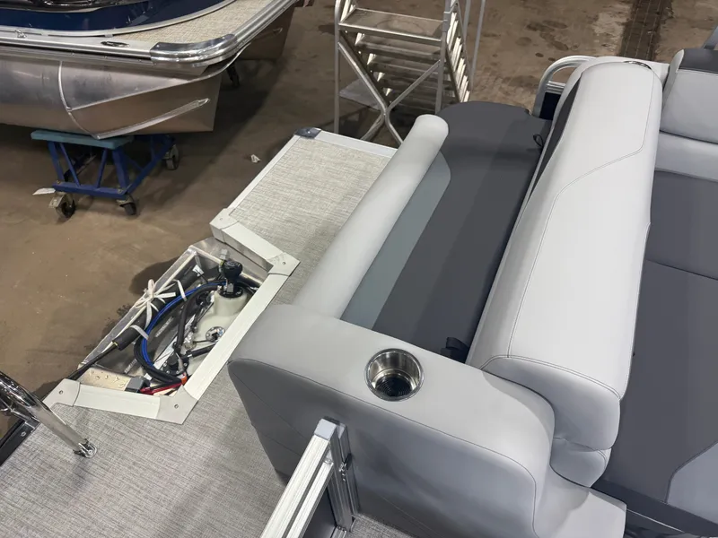 Slide: The Image of Tahoe Sport CRB 2180 Cruise Rear Bench & 4-Stroke $30995 2027 - 18