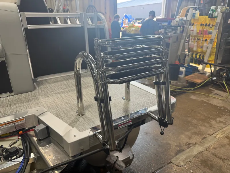 Slide: The Image of Tahoe Sport CRB 2180 Cruise Rear Bench & 4-Stroke $30995 2027 - 38