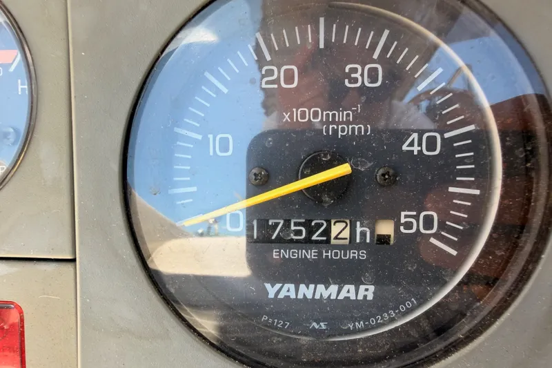 Slide: The Image of Yanmar engine hour meter showing 17522 hours on a Tayana 48, 2005 model. - 36