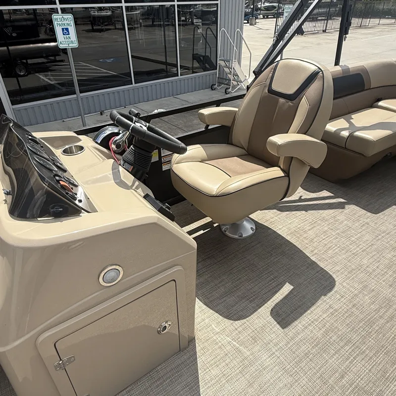 Slide: The Image of The image shows the cockpit of a 2022 Viaggio L20U with a beige captain's chair. - 16