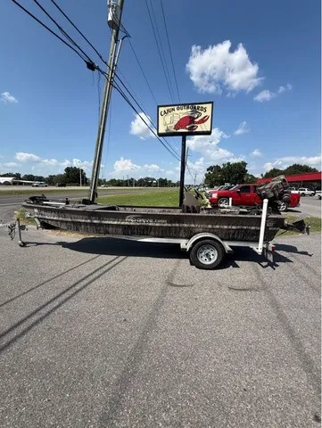 The Image of Pro-Drive 18 Center Console 2018 - 1