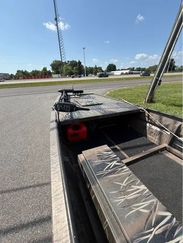 Slide: The Image of Pro-Drive 18 Center Console 2018 - 2