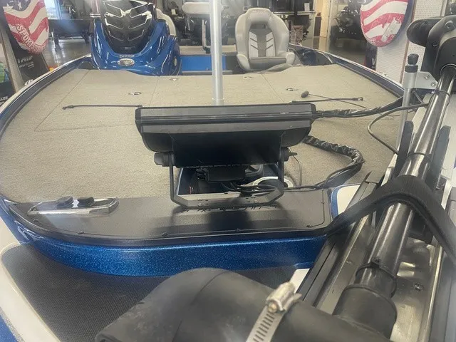 Slide: The Image of Nitro Z18 2019 - 3