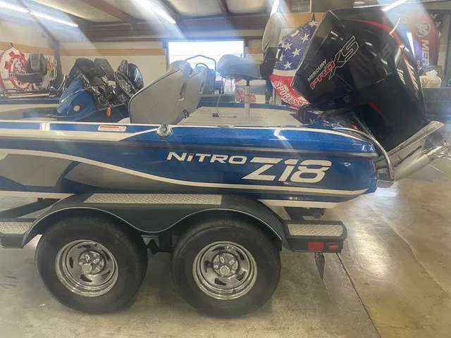 Slide: The Image of Nitro Z18 2019 - 8