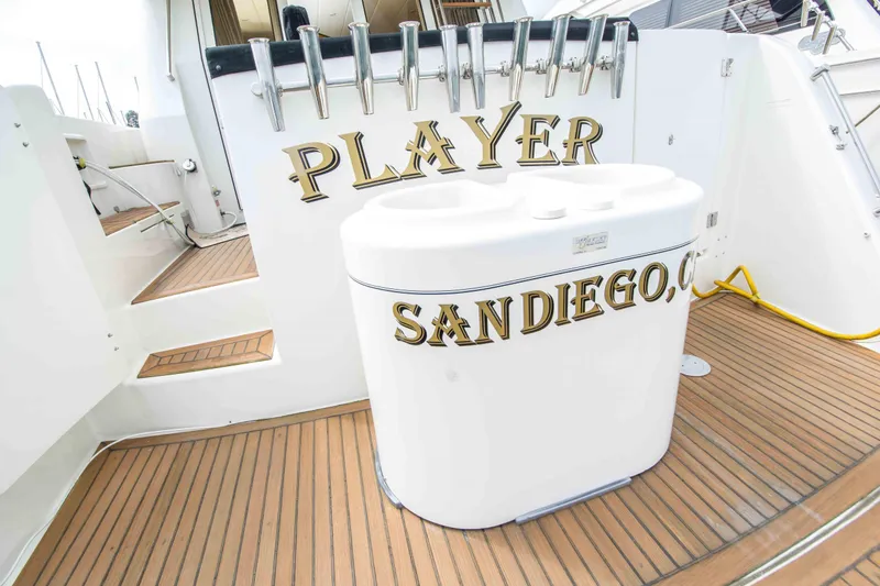 Slide: The Image of McKinna 57 Pilothouse 1998 - 5