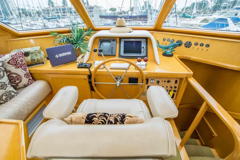 Slide: The Image of McKinna 57 Pilothouse 1998 - 21