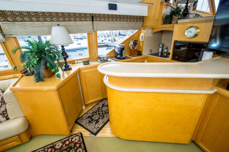 Slide: The Image of McKinna 57 Pilothouse 1998 - 15