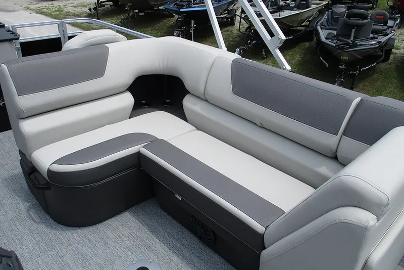 Slide: The Image of Luxurious seating on 2027 Sun Tracker Fishin' Barge 20 DLX pontoon boat. - 24