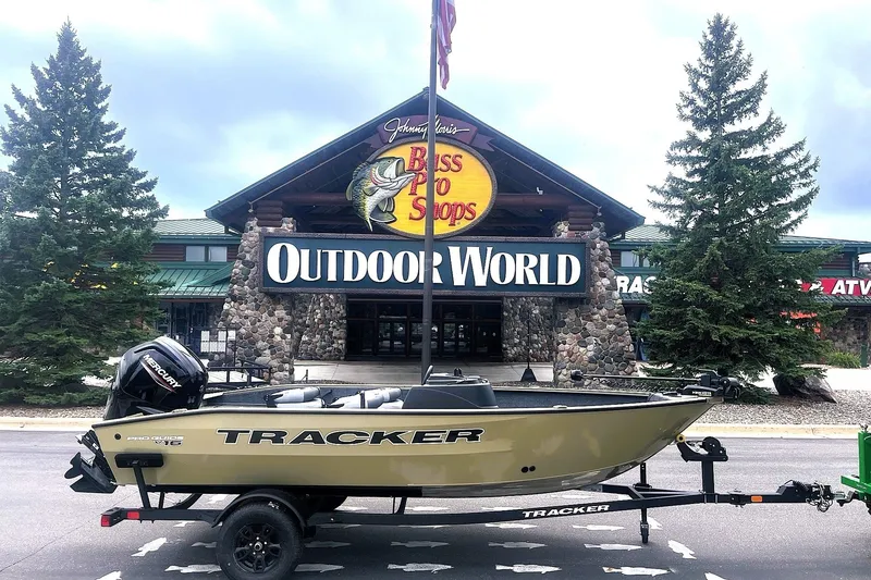 The Image of 2027 Tracker Pro Guide V-16 SC boat outside Bass Pro Shops Outdoor World. - 0