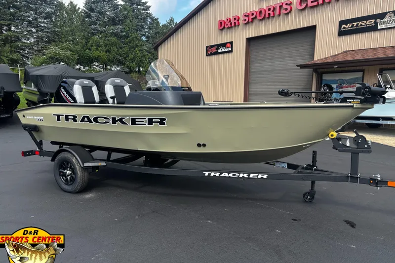 The Image of 2027 Tracker Pro Guide V-16 SC boat at D&R Sports Center. - 0