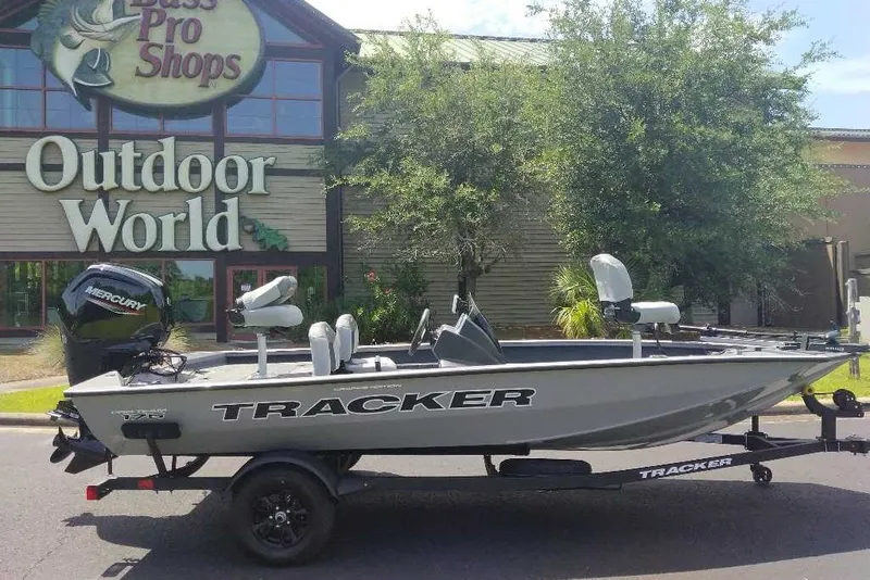 The Image of 2027 Tracker Pro Team 175 Crappie Edition boat outside Bass Pro Shops. - 0