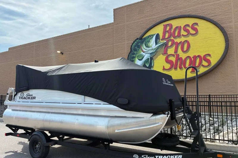 Slide: The Image of 2027 Sun Tracker Party Barge 16 DLX pontoon boat at Bass Pro Shops. - 14
