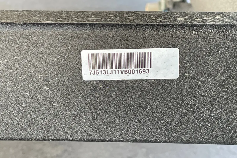 Slide: The Image of Barcode label on Sun Tracker Party Barge 16 DLX, 2027 model. - 83