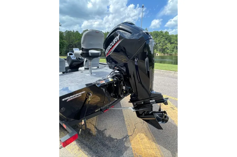 Slide: The Image of 2027 Tracker Pro Team 175 Crappie Edition boat with Mercury outboard motor. - 13