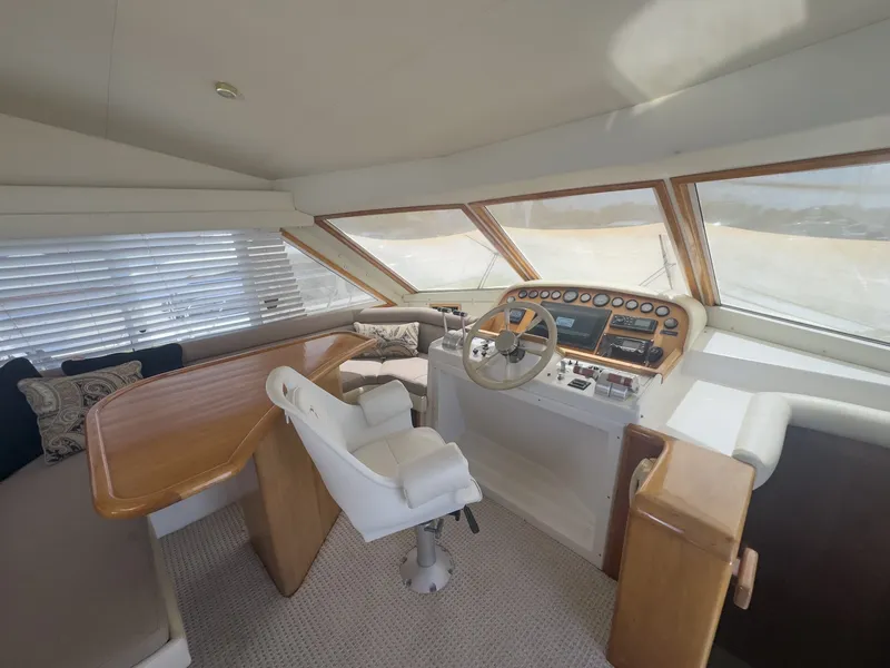Slide: The Image of Navigator 5300 Classic 2001 - 24